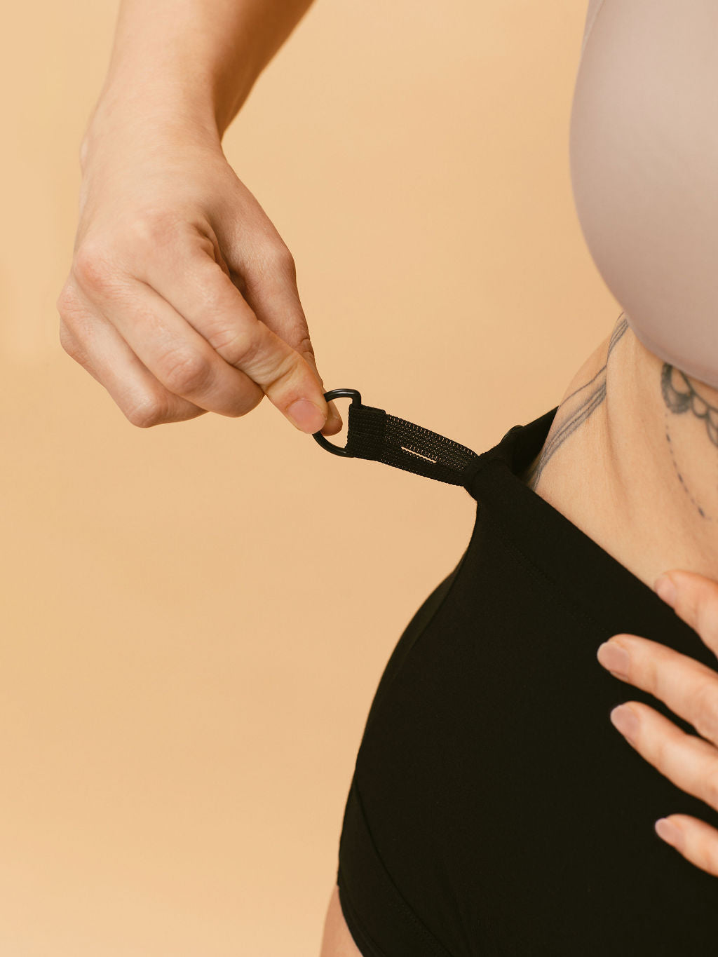 Redy MOM – Állítható, nedvszívó kismama bugyi