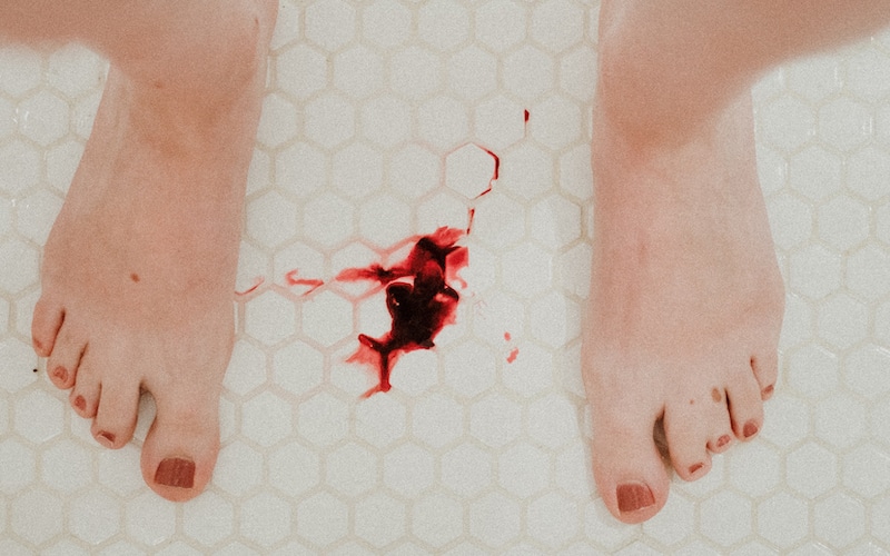 Fekete? Rózsaszínes? Élénk piros? Végre kiderül, mit üzen neked a menstruációs vér.